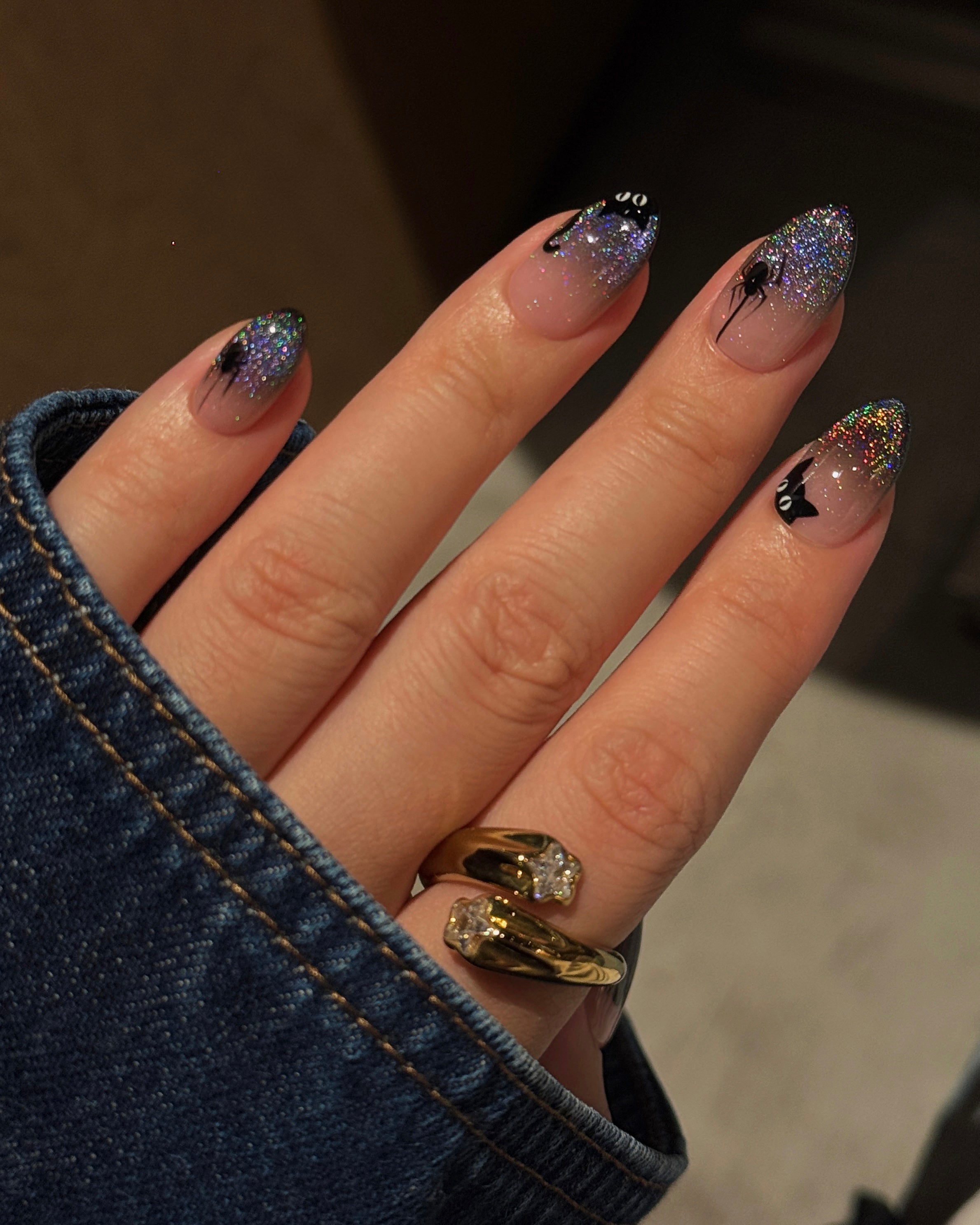 Nine Lives Holo