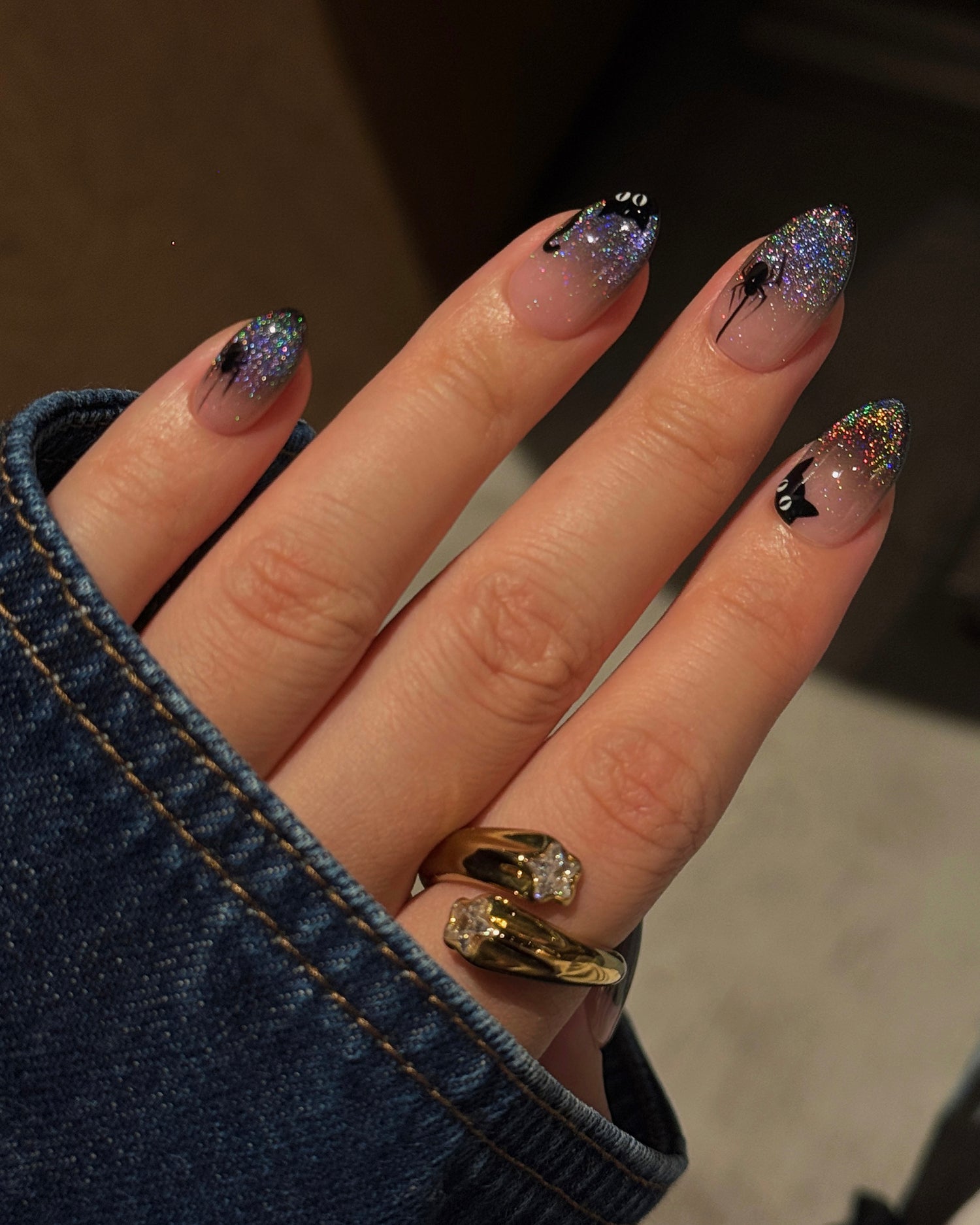 Nine Lives Holo